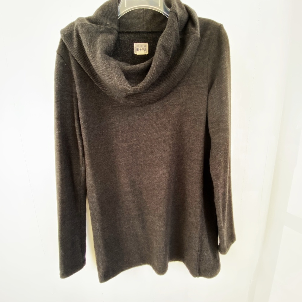 ✅ 3 for $15 sale Converse turtleneck tunic XL